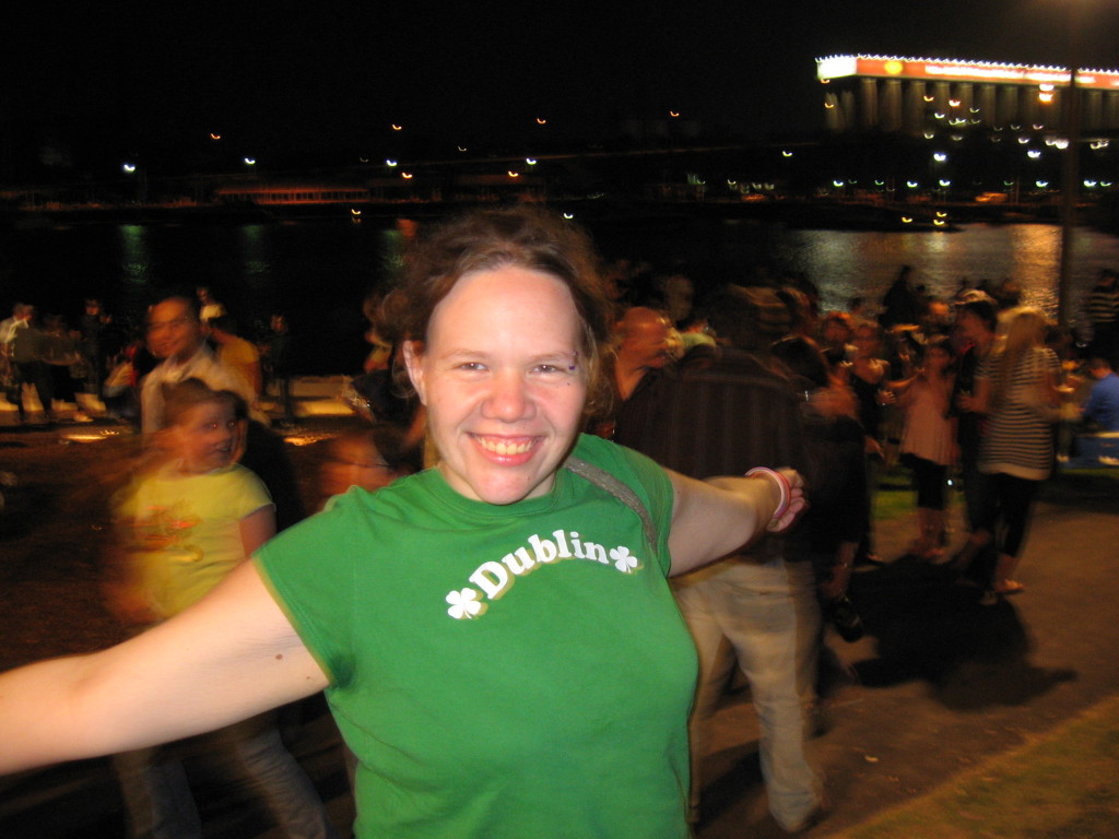 Stephanie wearing a Dublin t-shirt in Australia.